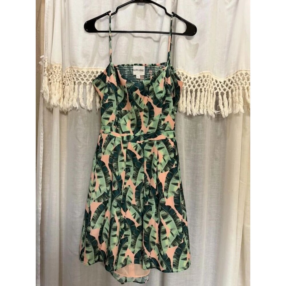 Olive + Oak Large Palm Print Open Back Dress